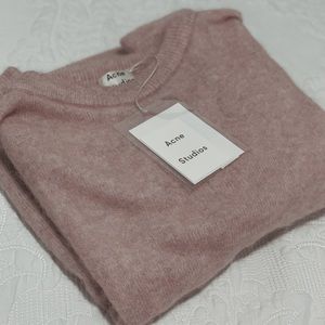 Acne Studios (dramatic oversized sweater)